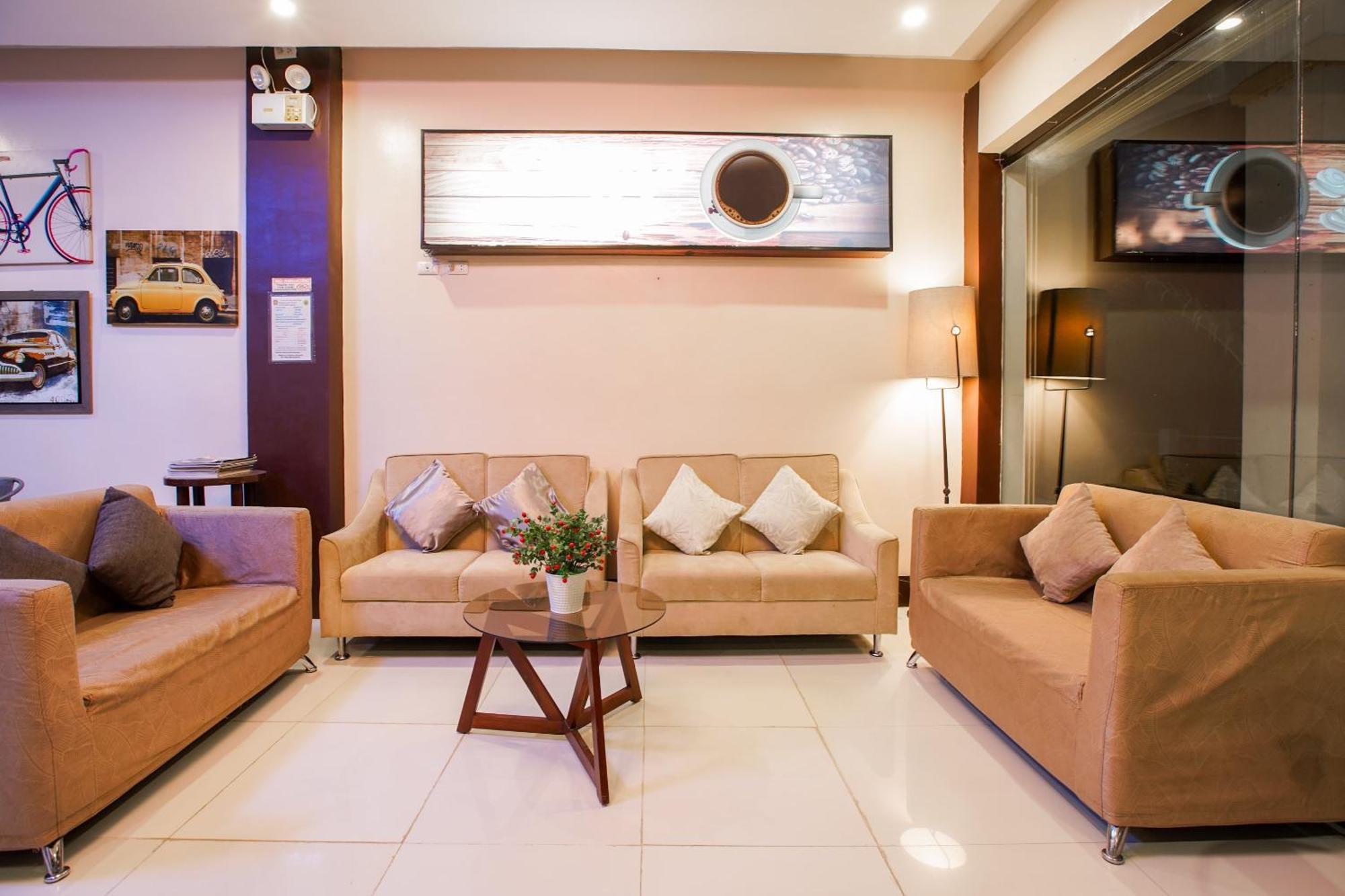Oyo 236 Hotel Edmundo Pototan Εξωτερικό φωτογραφία