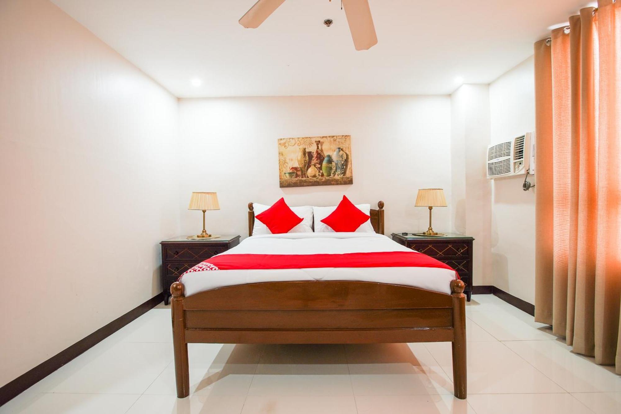 Oyo 236 Hotel Edmundo Pototan Εξωτερικό φωτογραφία